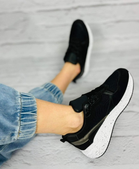 Obuwie damskie sportowe model: BL286 - WYPRZEDAŻ