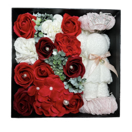 Soap flowers with towel in a box, size 20x20 cm - flower box