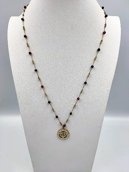 Chains, necklaces, pendants