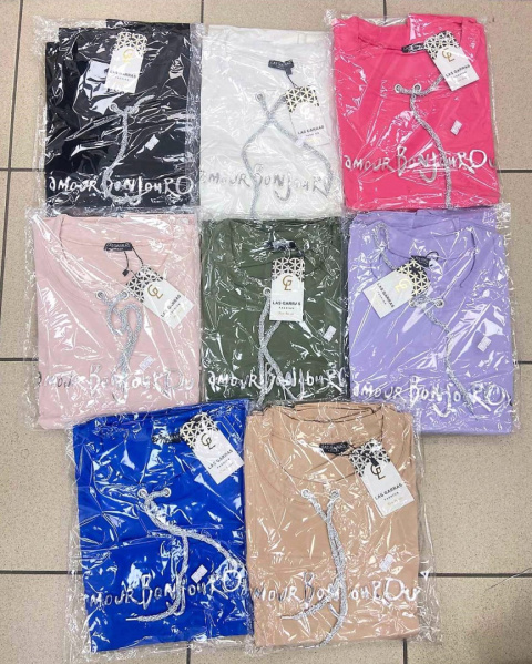 Bluzka damska z rękawem 3/4 - rozm. uniwersalny