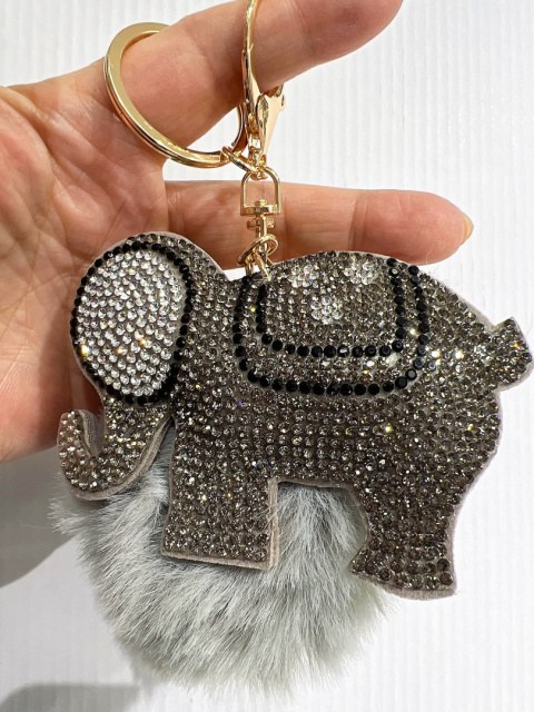 Breloczki ozdobne do kluczy, torebek z pomponem