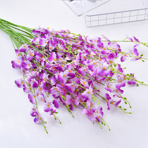 Gałązki sztucznych kwiatów - w sprzedaży od 06.2023