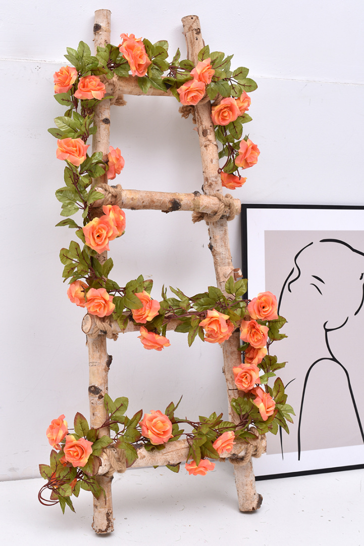 Artificial flowers, decorative vines - on sale from 06.2023