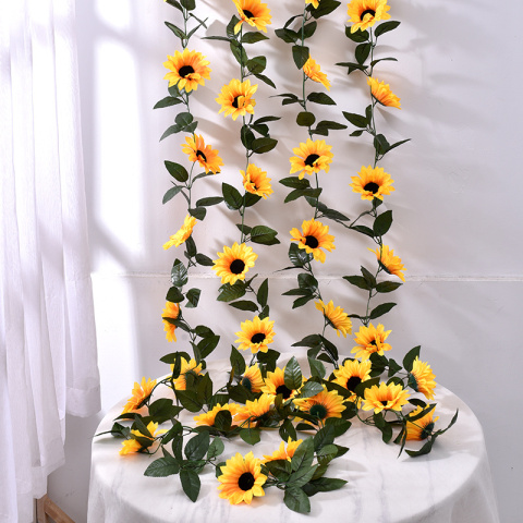 Artificial flowers, decorative vines - on sale from 06.2023