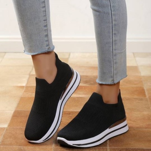 Obuwie damskie sportowe model: LA226