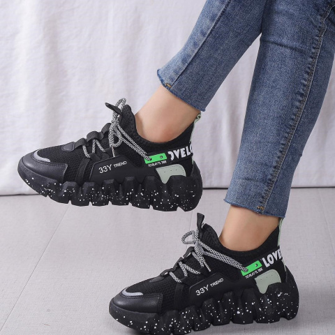 Obuwie damskie sportowe model: NB597