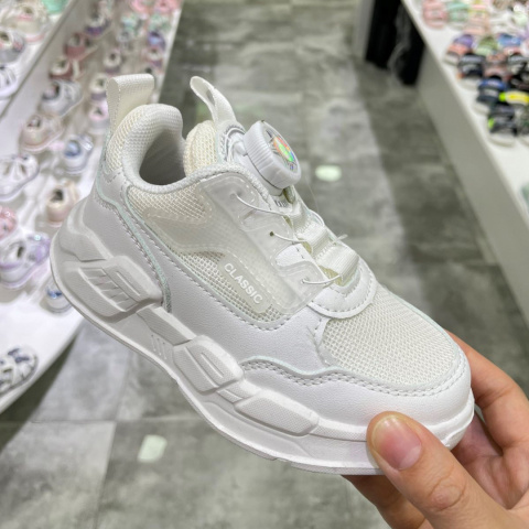 Buty sportowe dziecięce marki Tom.M