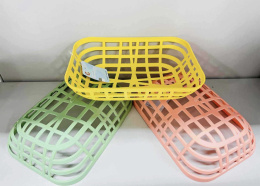 Plastic basket for fruit