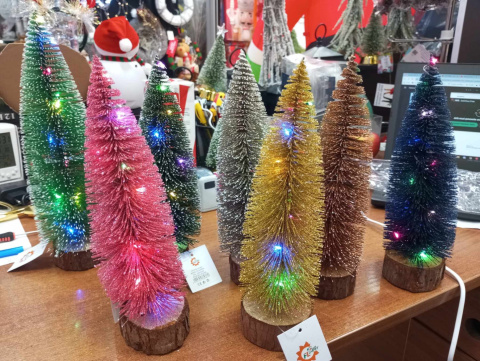 Choinki LED wys: 25 cm