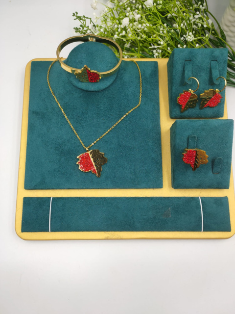 Komplety ze stali: naszyjnik, kolczyki i pierścionek regulowany