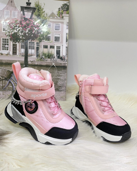 Winter shoes, snow boots for kids by Tom.M