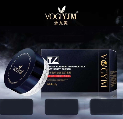 Silky powder with caviar fixes makeup "VogYjm"