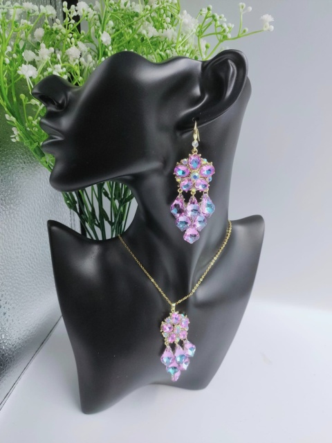 Komplety : naszyjnik, kolczyki