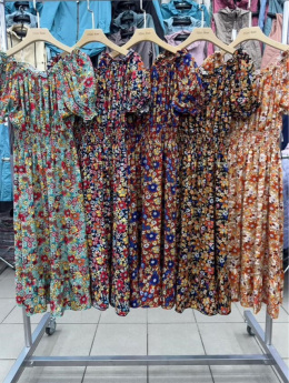 Women's dresses, spring/summer season sizes M/L, XL/2XL