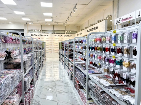 Hair accessories and decorations