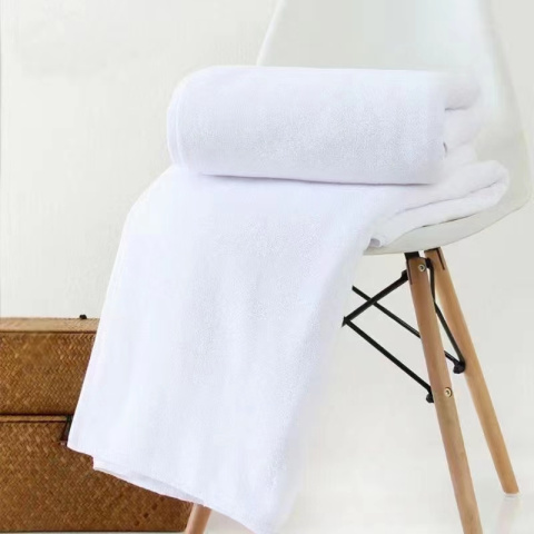 Bathroom / hotel towels