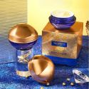 Multicomponent luxurious face cream "Golden Karuk"