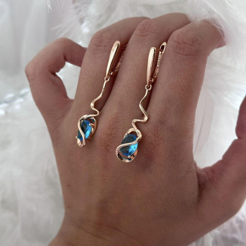 Gold-plated earrings with zircons (sample 585)