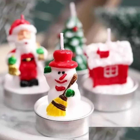 Natural Christmas candles - op. 12 pcs