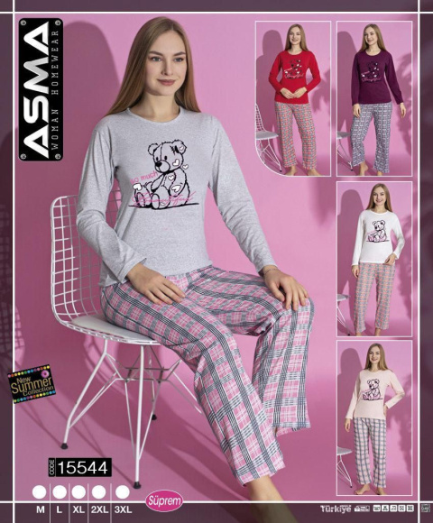 Ladies' pyjamas