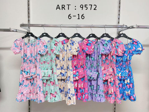 Dress for girls (4-14 years old)