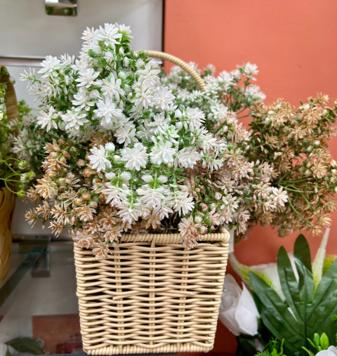 Artificial plants and flowers/Flower basket