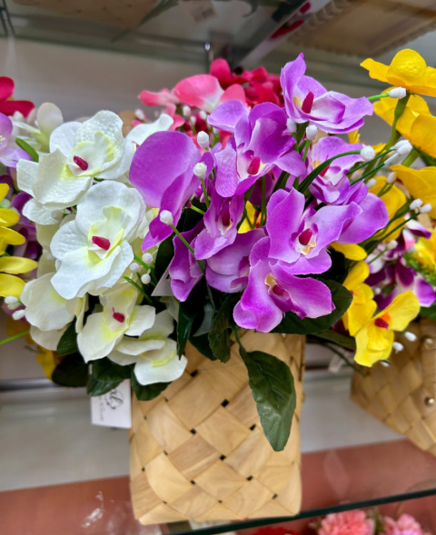 Artificial plants and flowers/Flower basket