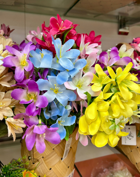 Artificial plants and flowers/Flower basket