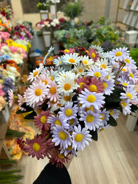 Artificial plants and flowers/Flower basket