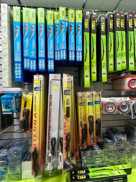 Wyposażenie i akcesoria samochodowe