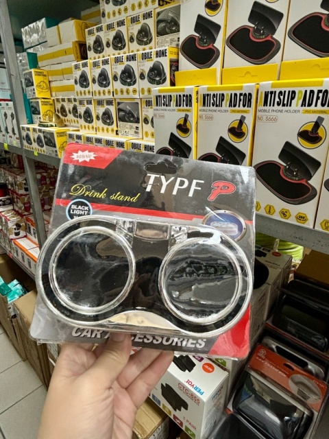 Wyposażenie i akcesoria samochodowe