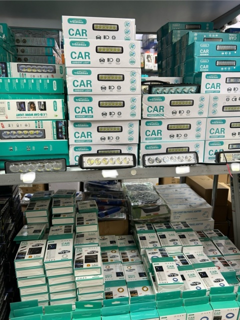 Wyposażenie i akcesoria samochodowe