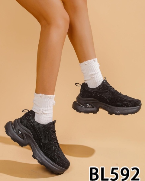 Obuwie damskie sportowe