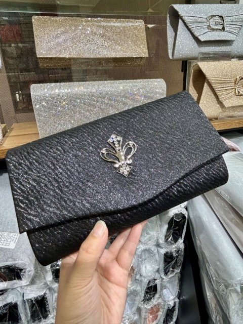 Torebki damskie wizytowe - kopertówki