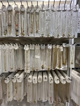 Naszyjniki , wyprzedaż 20%-50%