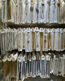 Naszyjniki , wyprzedaż 20%-50%