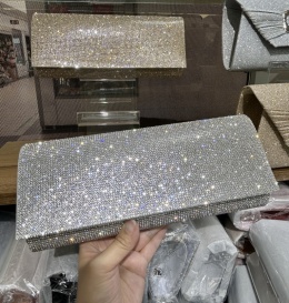 Torebki kopertówki damskie wieczorowe i wizytowe