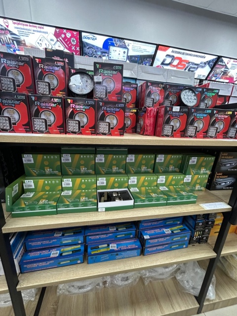 Wyposażenie i akcesoria samochodowe