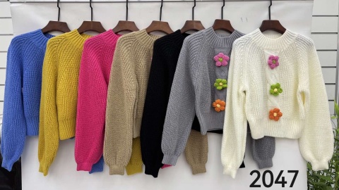 Women's sweater
