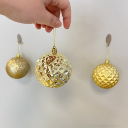 Zestaw ozdób, bombek choinkowych