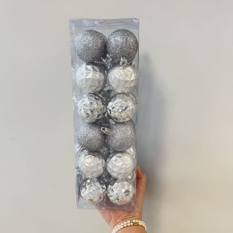 Zestaw ozdób, bombek choinkowych