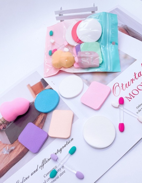 Makeup sponge