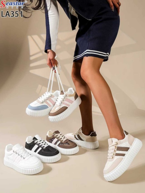 Women's athletic shoes