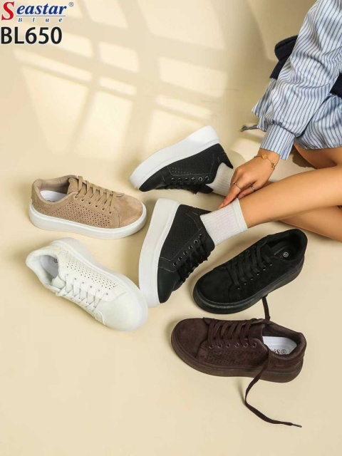 Women's athletic shoes