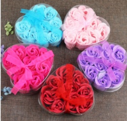 Wieczne róże w pudełku - Walentynki