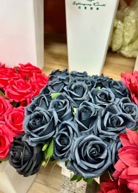 Sztuczne rośliny i kwiaty