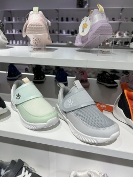 Buty dziecięce marki Tom.M