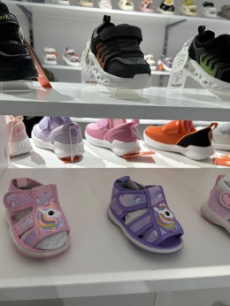 Buty dziecięce marki Tom.M