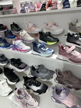 Buty dziecięce marki Tom.M