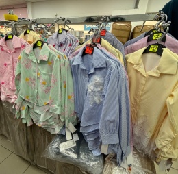 Children's clothing